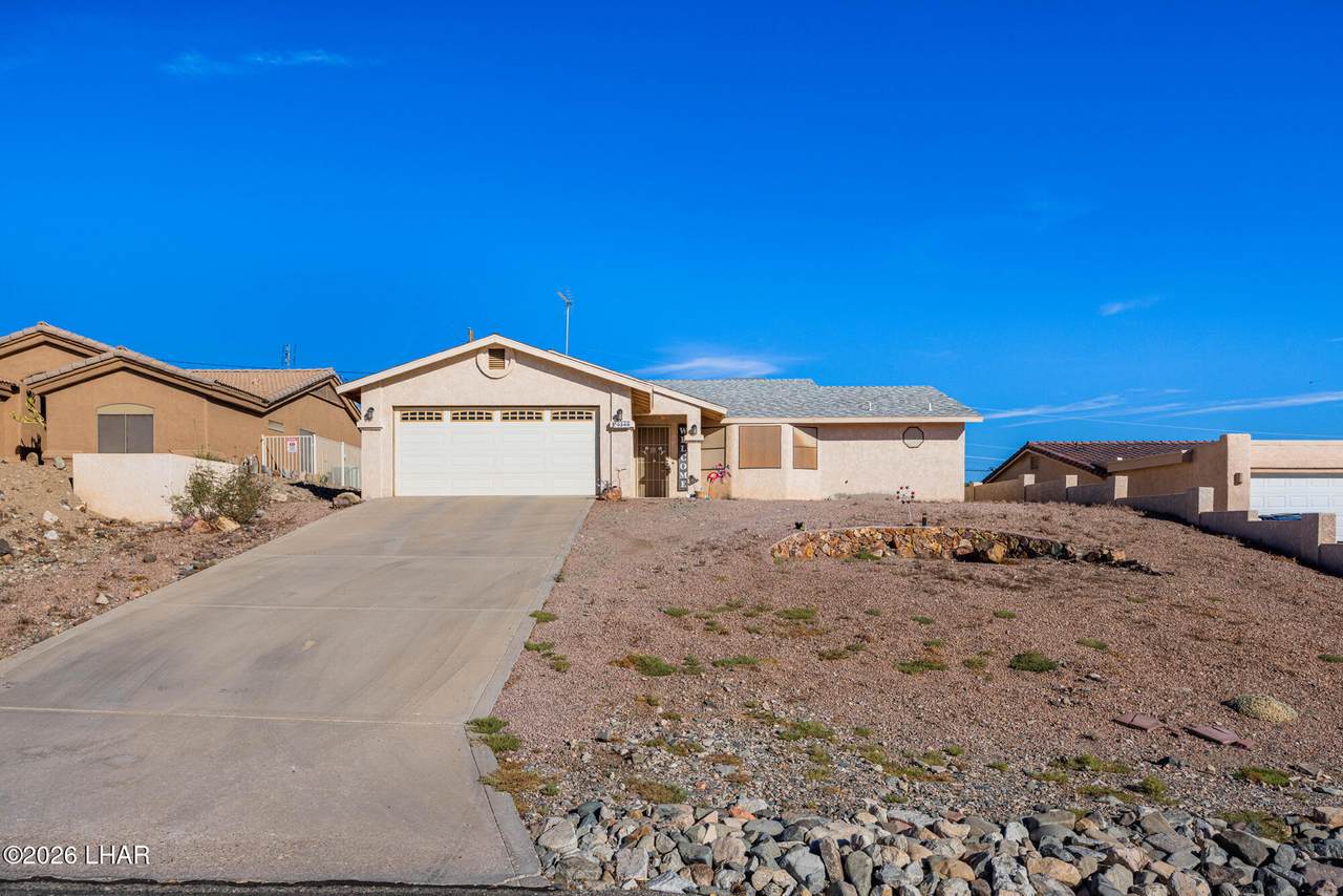 3240 Palm Tree Dr - Photo 1
