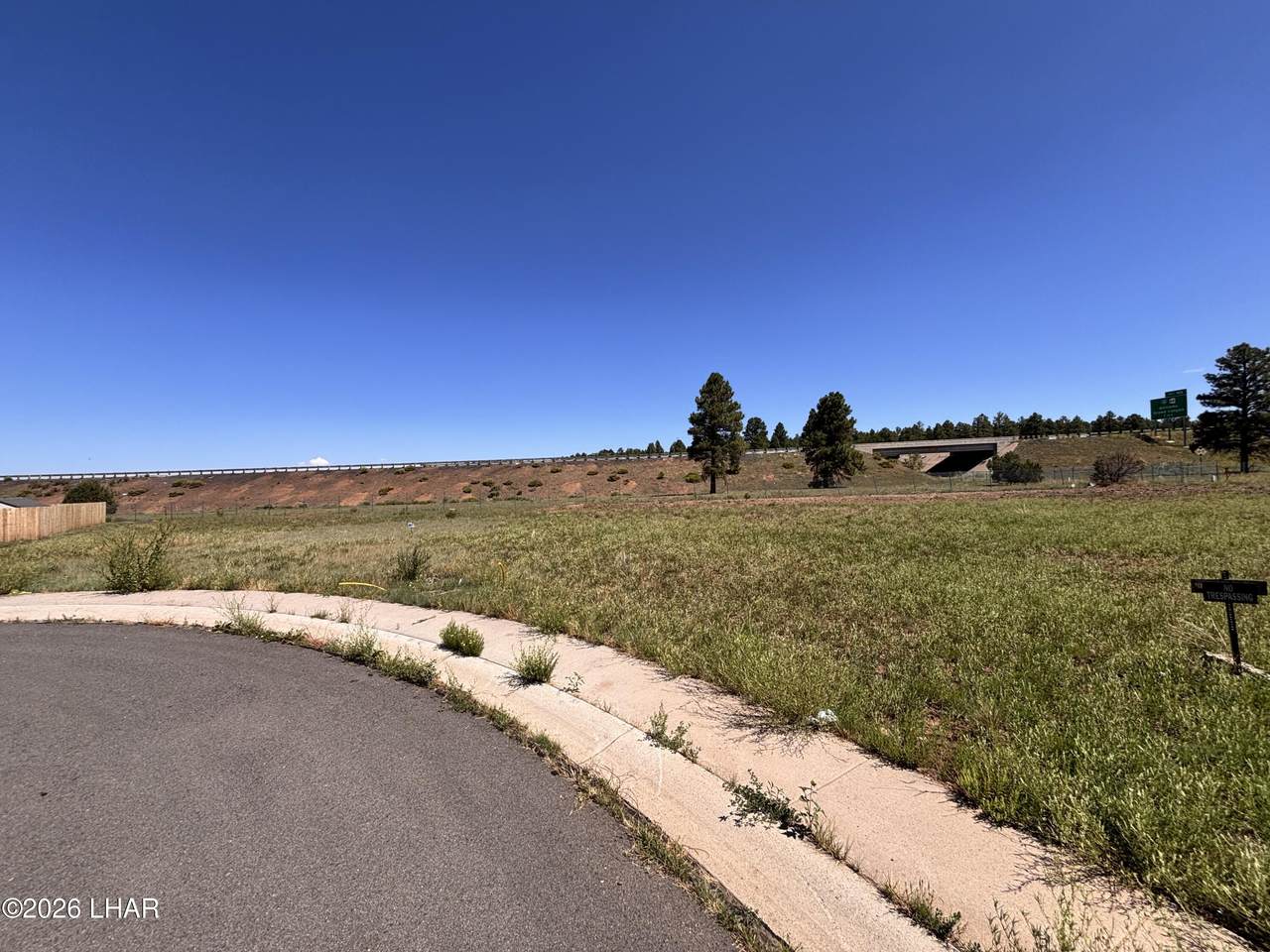912 Wells Fargo Dr - Photo 1