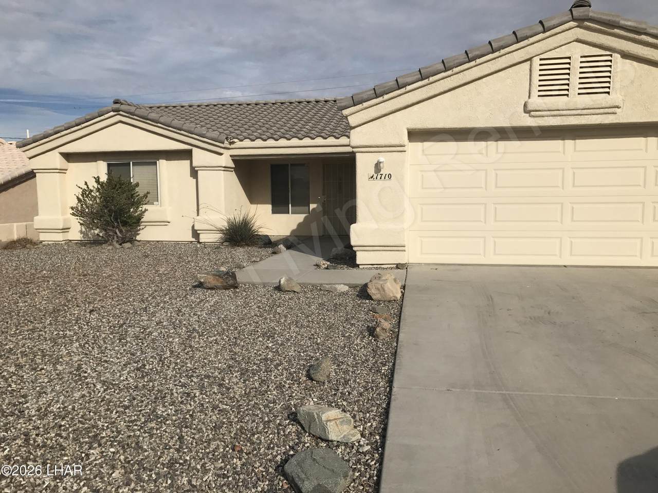 1710 Avalon Ave - Photo 1