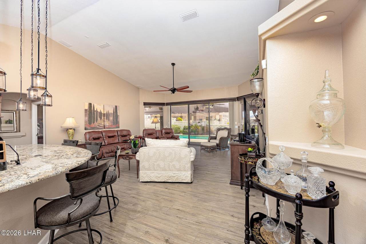 https://bt-photos.global.ssl.fastly.net/lakehavasu/1280_boomver_1_1041967-2.jpg