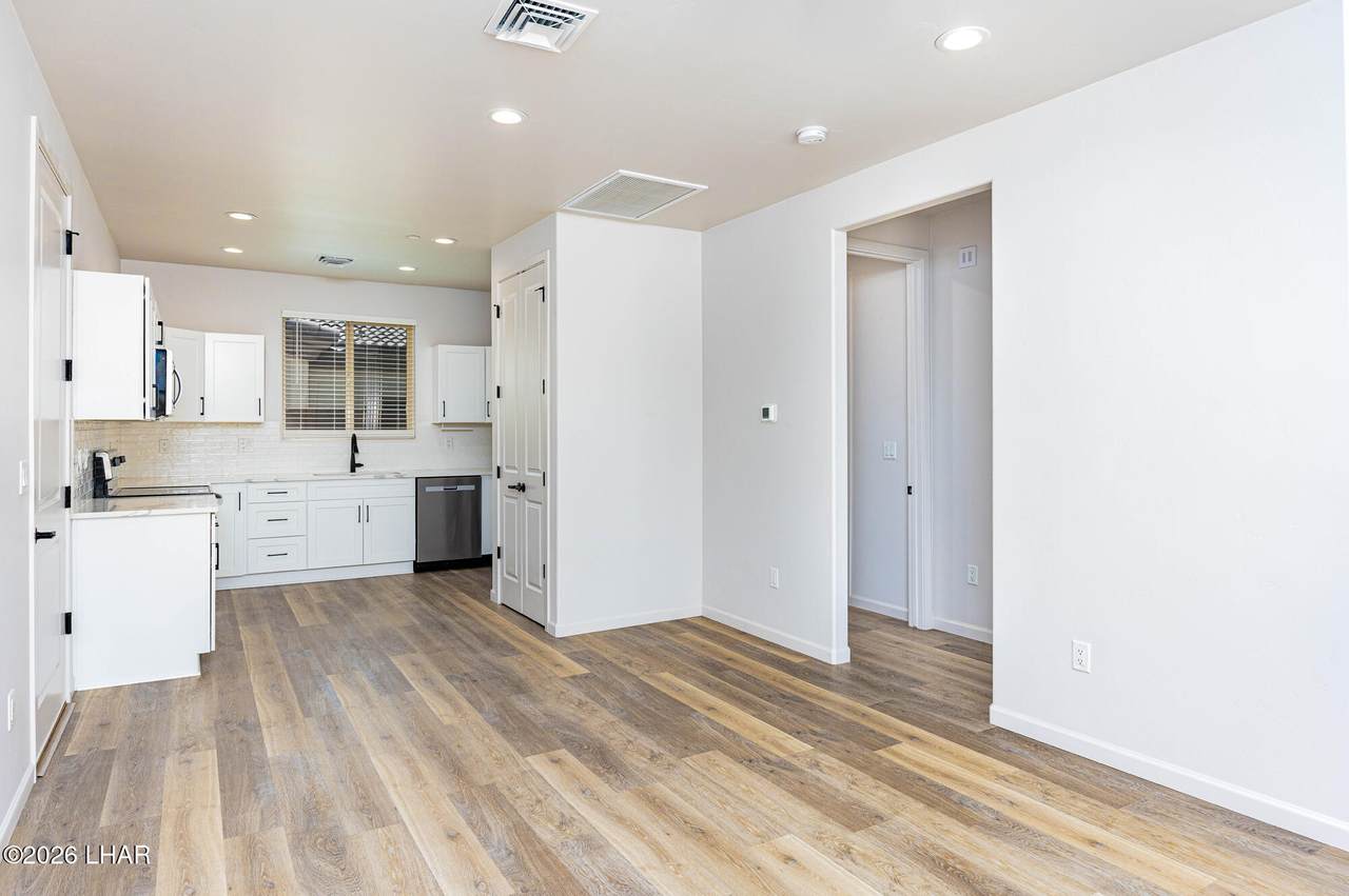 https://bt-photos.global.ssl.fastly.net/lakehavasu/1280_boomver_1_1042019-2.jpg