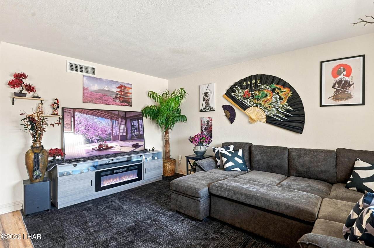 https://bt-photos.global.ssl.fastly.net/lakehavasu/1280_boomver_1_1042038-2.jpg
