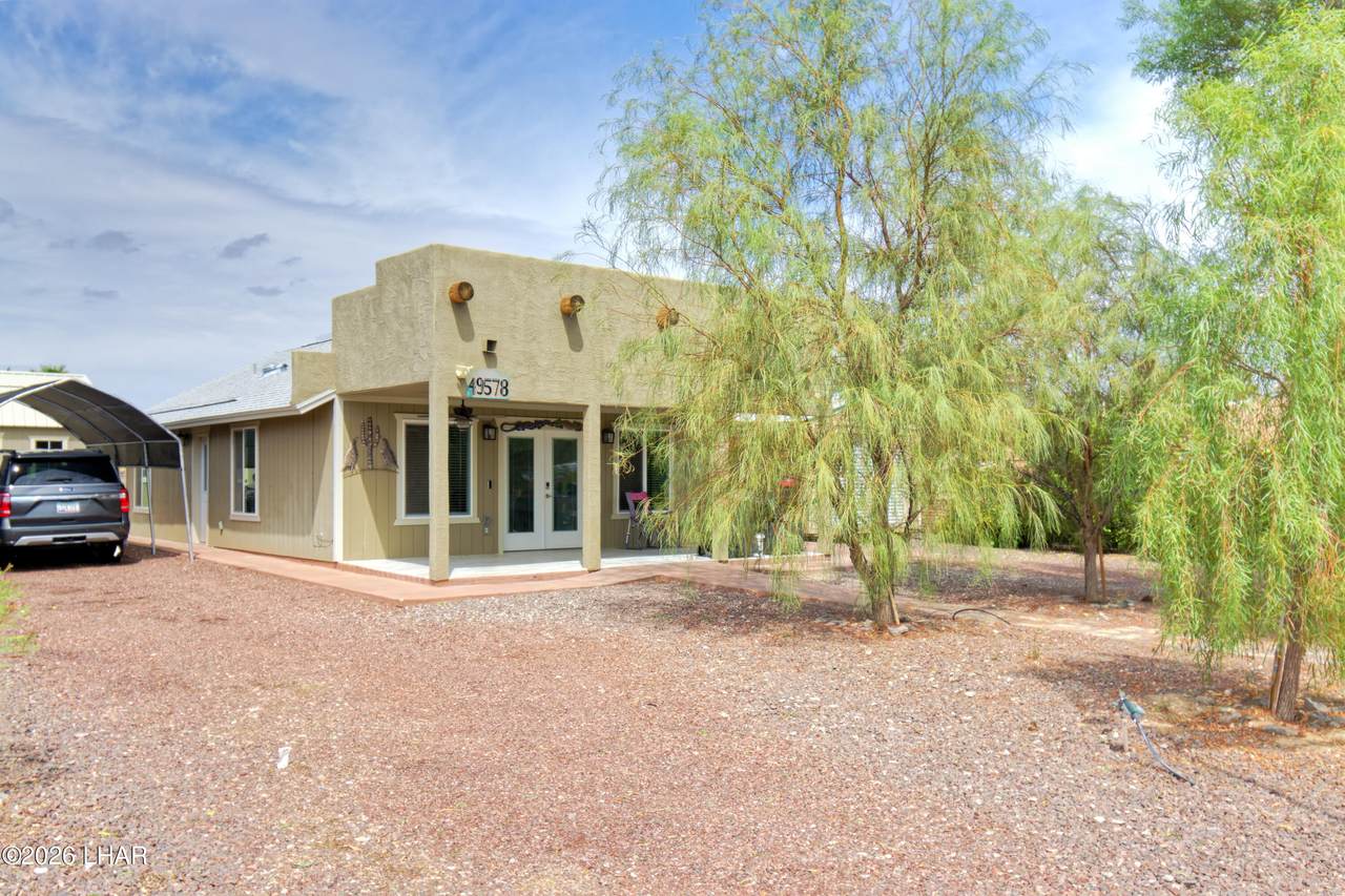 49578 Pearl Ave - Photo 1