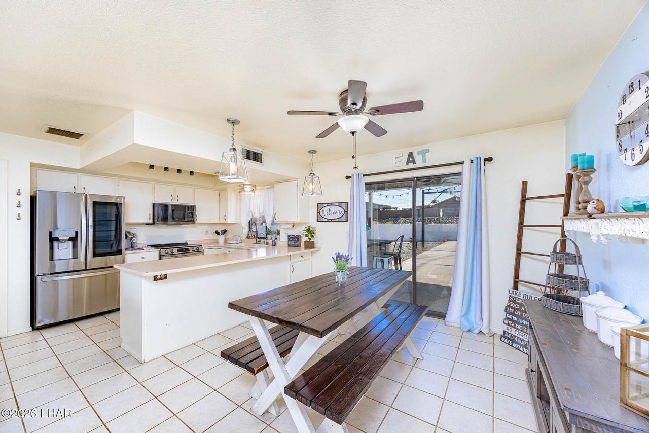 https://bt-photos.global.ssl.fastly.net/lakehavasu/1280_boomver_1_1042083-2.jpg