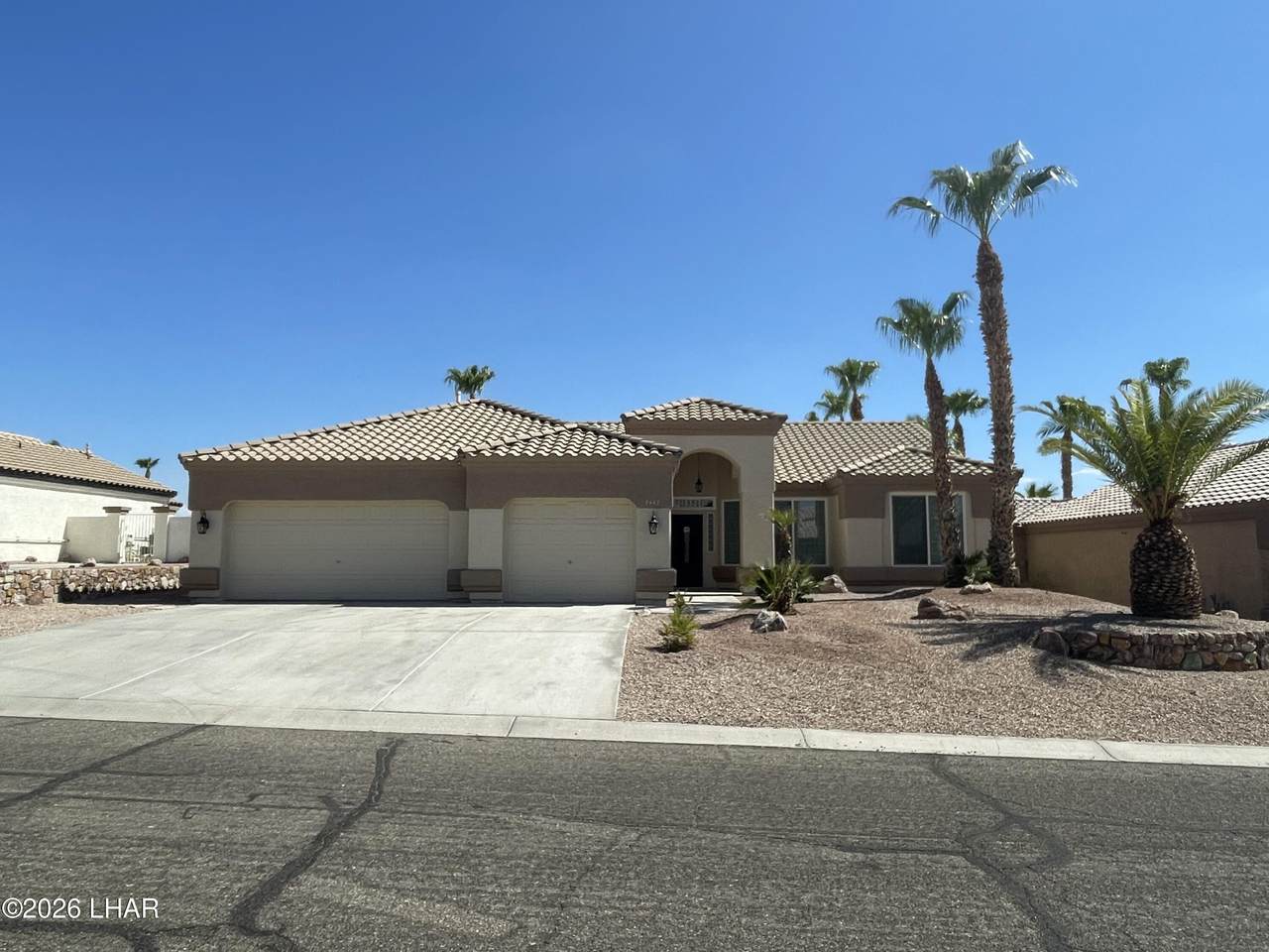 2442 Dawn Dr - Photo 1