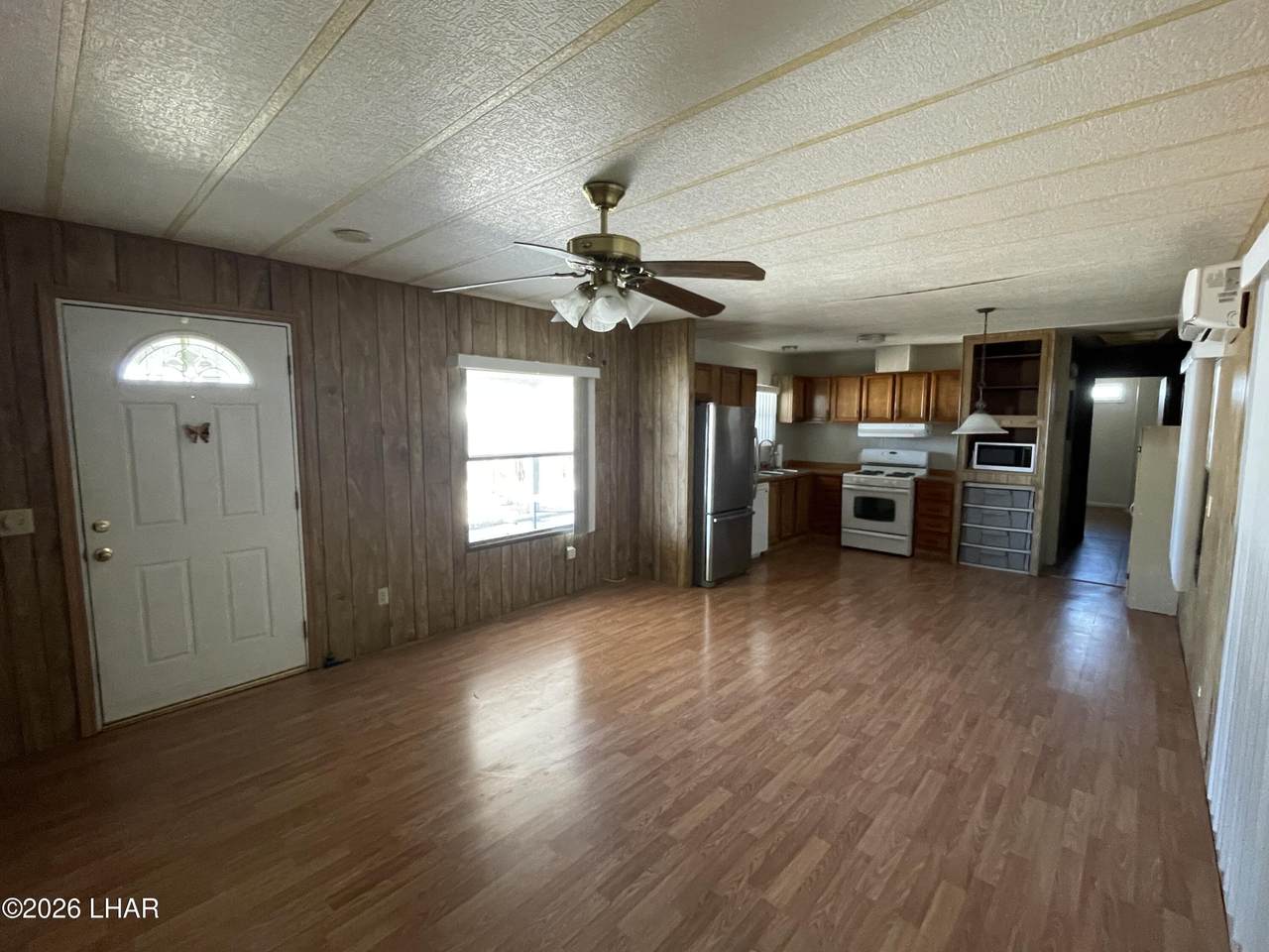https://bt-photos.global.ssl.fastly.net/lakehavasu/1280_boomver_1_1042117-2.jpg