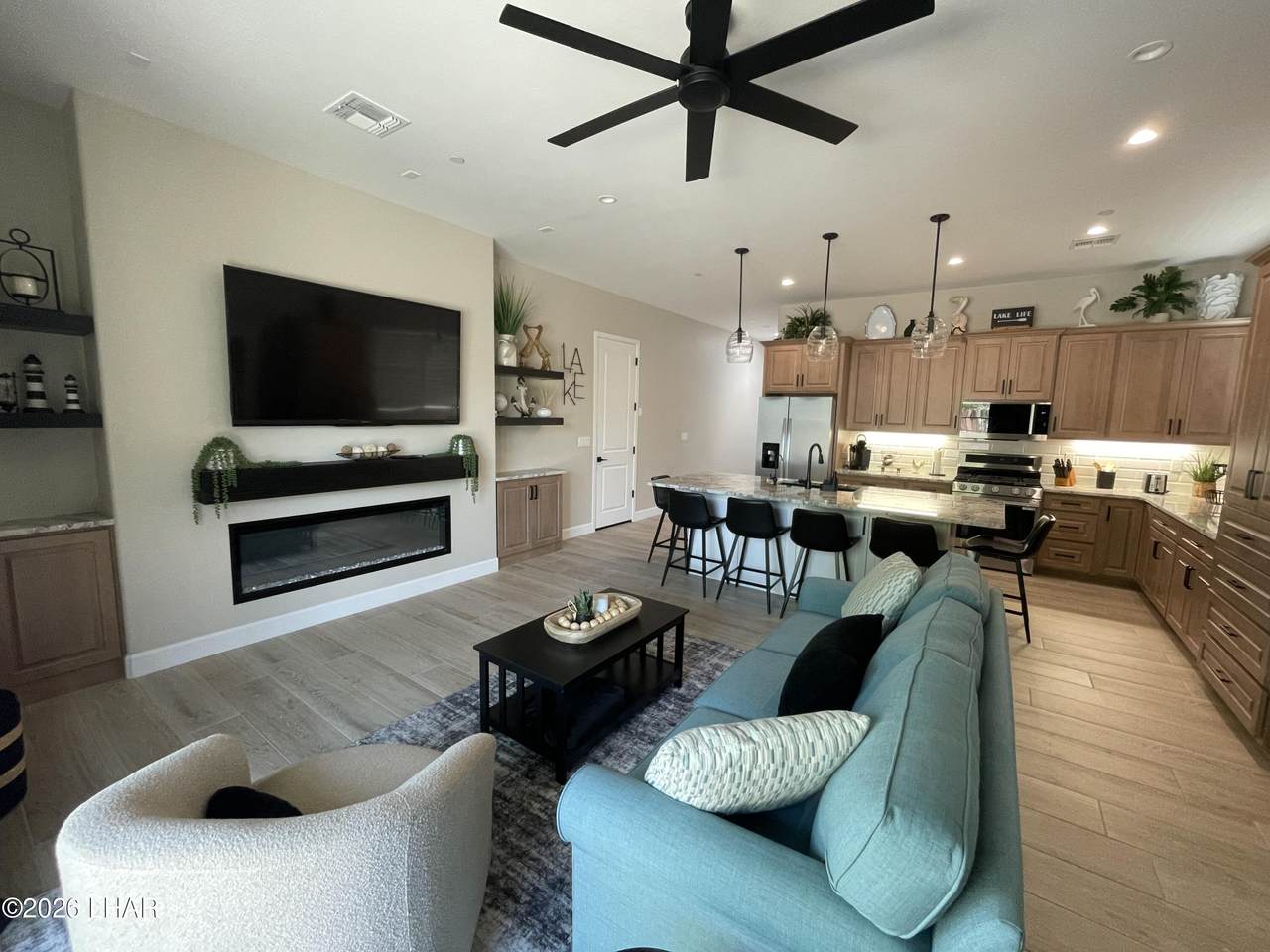 https://bt-photos.global.ssl.fastly.net/lakehavasu/1280_boomver_1_1042128-2.jpg