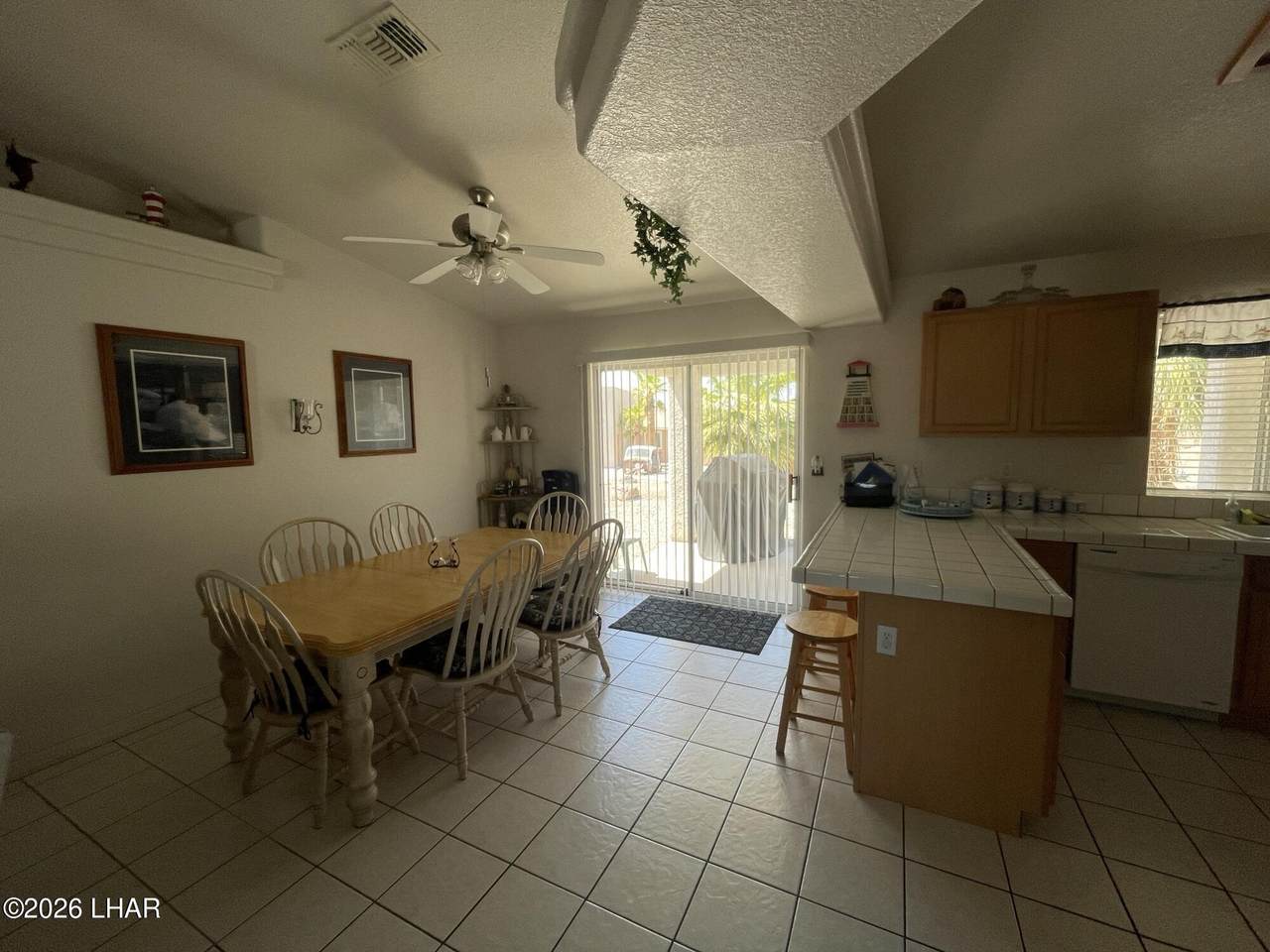 https://bt-photos.global.ssl.fastly.net/lakehavasu/1280_boomver_1_1042133-2.jpg