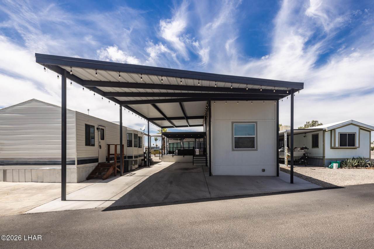 555 Beachcomber Blvd - Photo 1