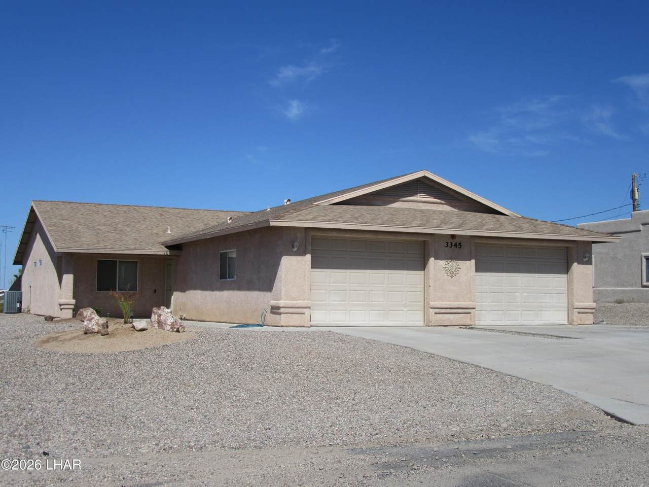 3345 Mockingbird Dr - Photo 1