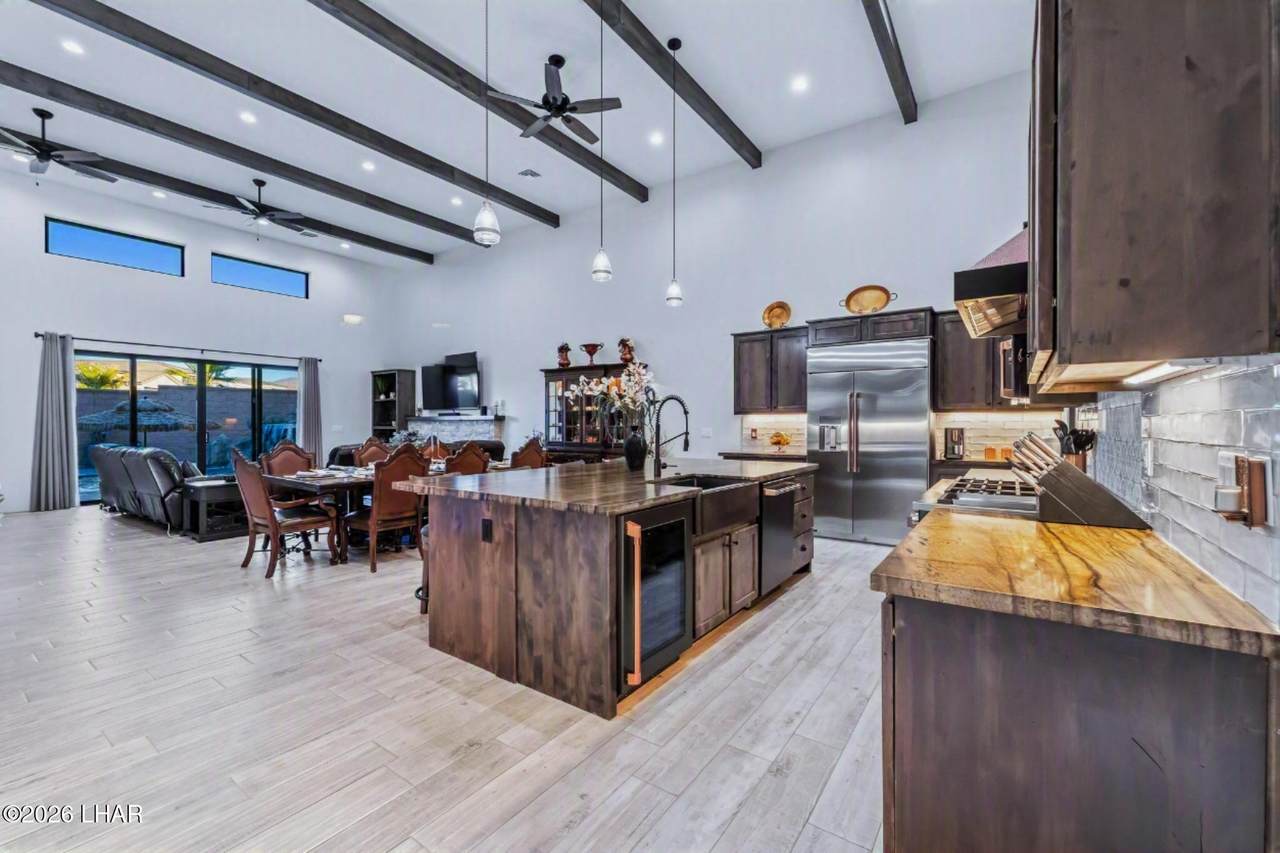 https://bt-photos.global.ssl.fastly.net/lakehavasu/1280_boomver_1_1042146-2.jpg