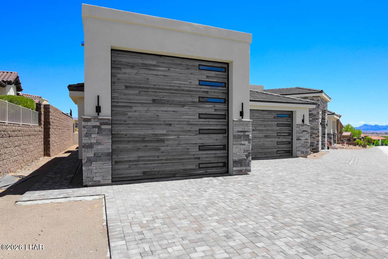 3538 Winifred Way - Photo 1
