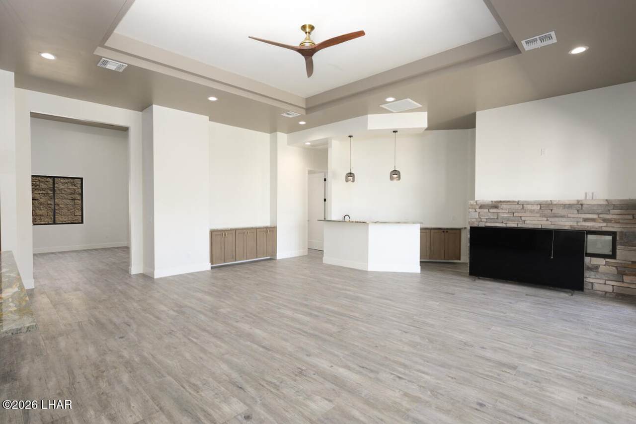 https://bt-photos.global.ssl.fastly.net/lakehavasu/1280_boomver_1_1042166-2.jpg