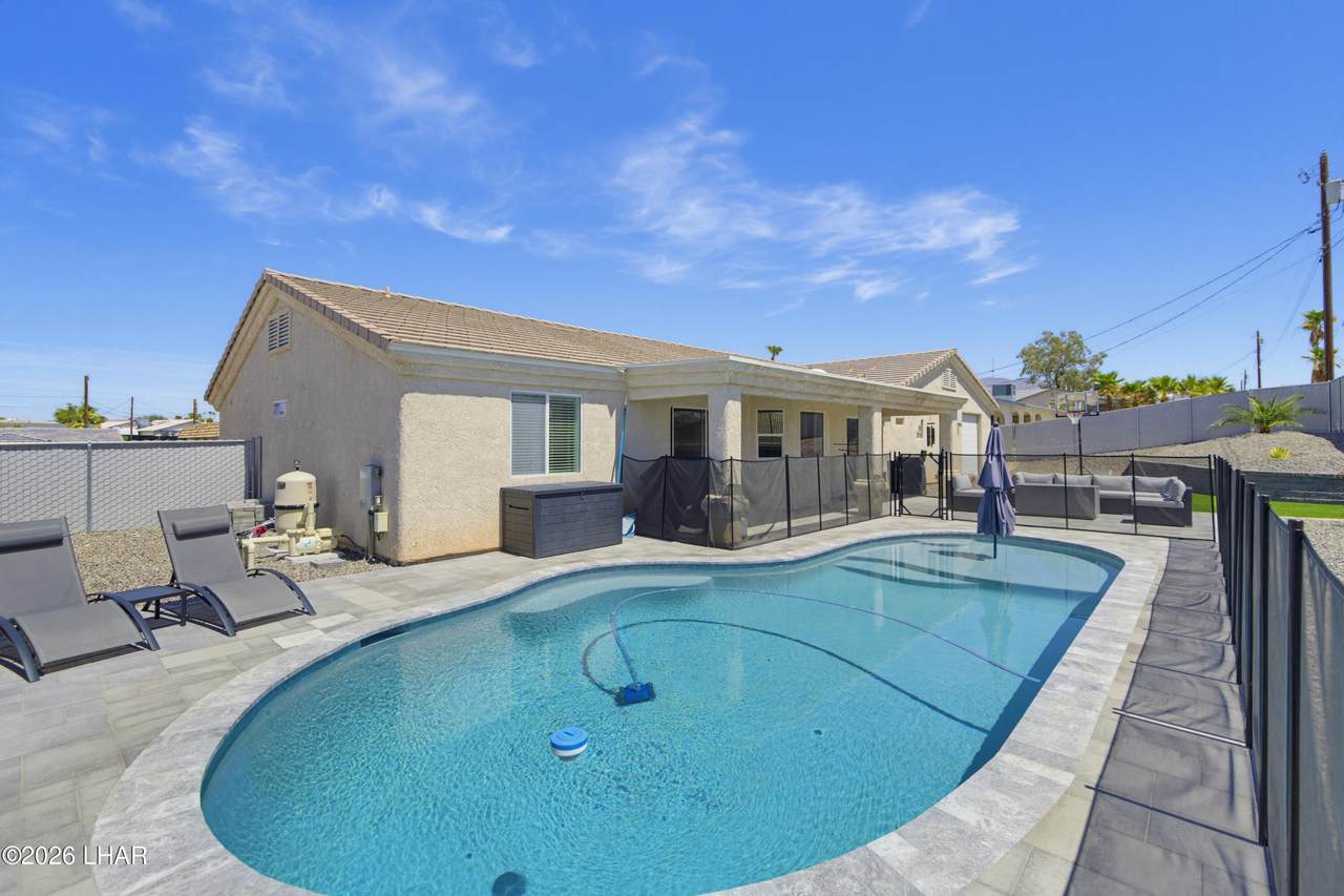 https://bt-photos.global.ssl.fastly.net/lakehavasu/1280_boomver_1_1042172-2.jpg