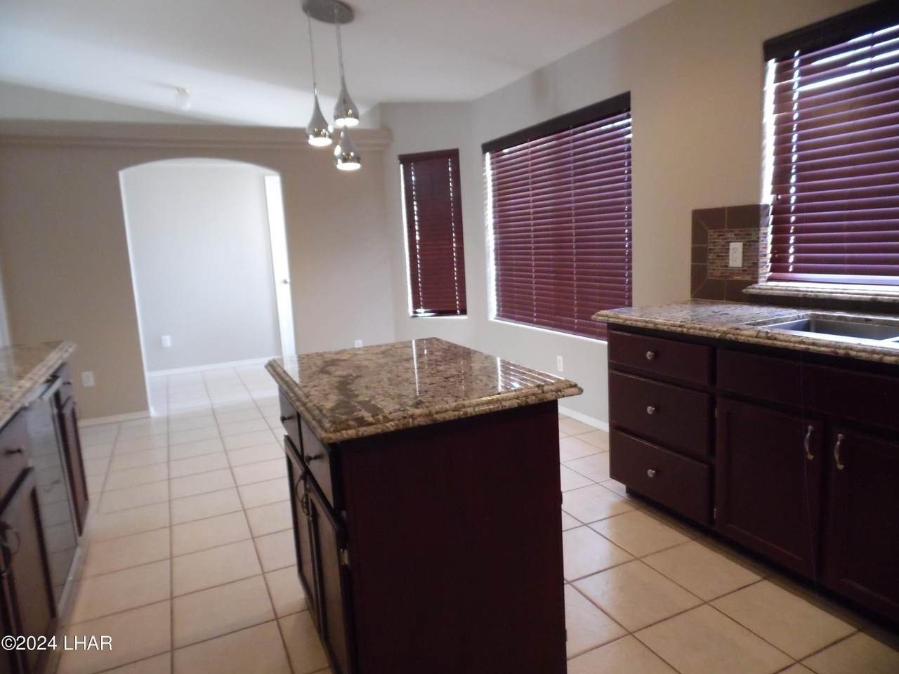 https://bt-photos.global.ssl.fastly.net/lakehavasu/1280_boomver_1_1042195-2.jpg