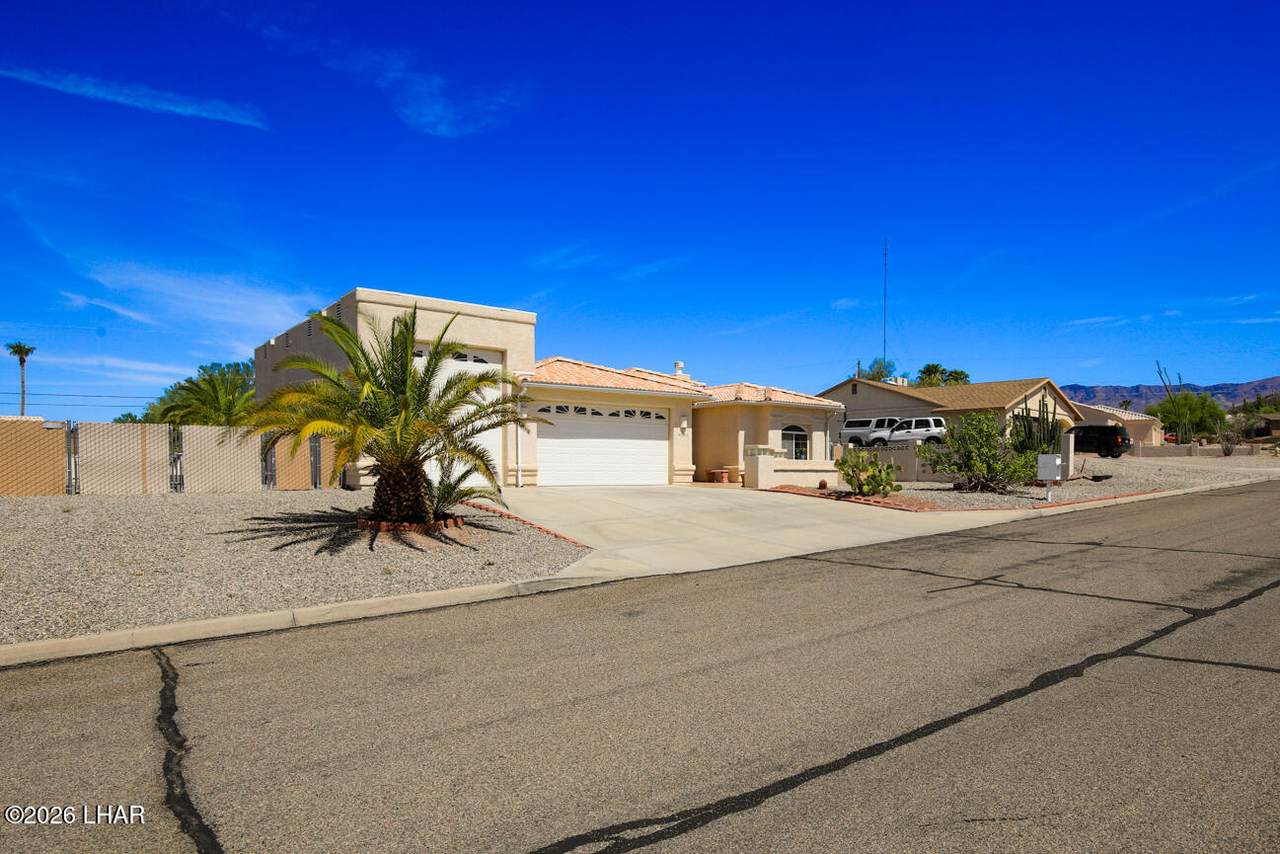 https://bt-photos.global.ssl.fastly.net/lakehavasu/1280_boomver_1_1042200-2.jpg