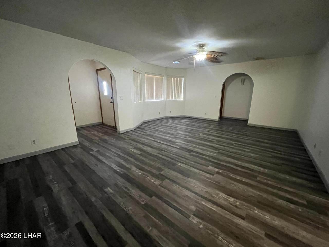 https://bt-photos.global.ssl.fastly.net/lakehavasu/1280_boomver_1_1042205-2.jpg