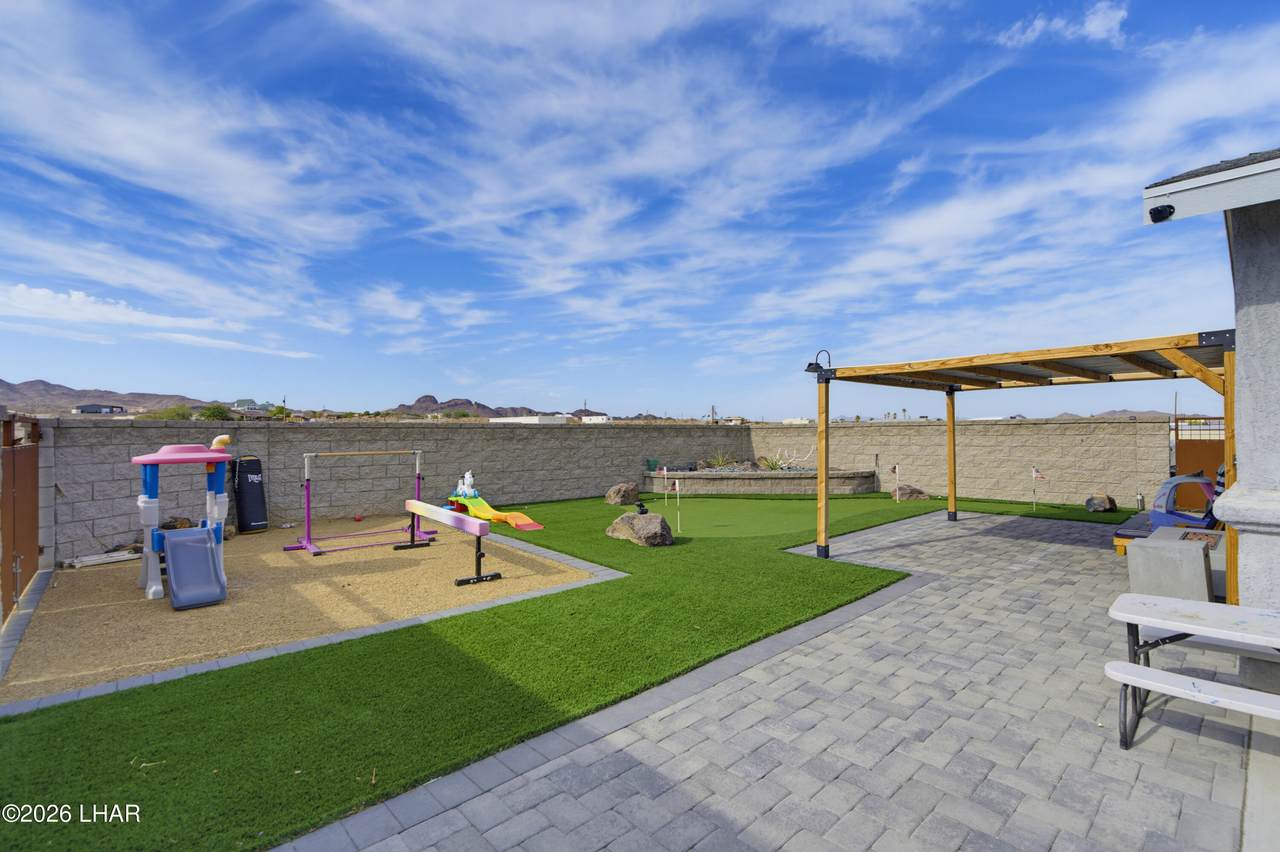 https://bt-photos.global.ssl.fastly.net/lakehavasu/1280_boomver_1_1042284-2.jpg