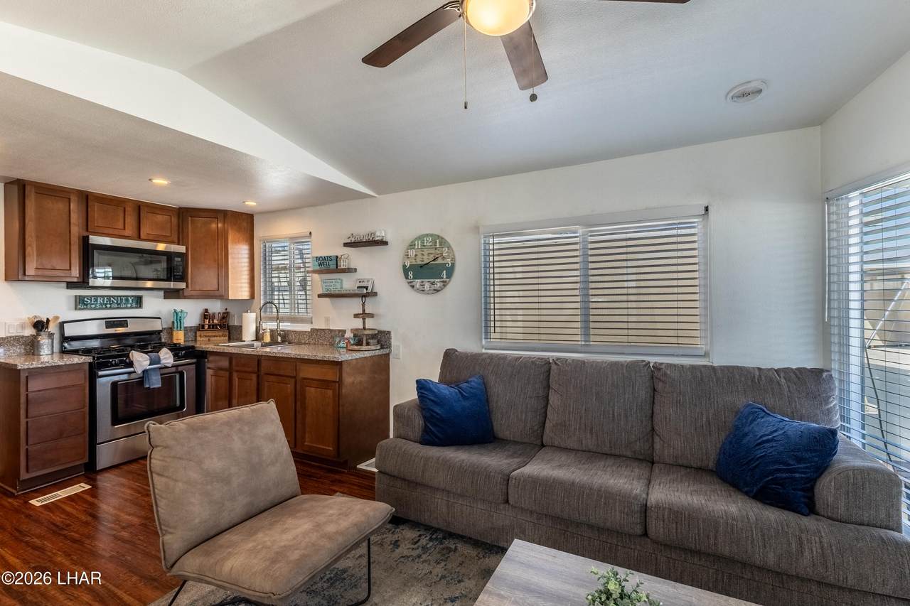 https://bt-photos.global.ssl.fastly.net/lakehavasu/1280_boomver_1_1042307-2.jpg