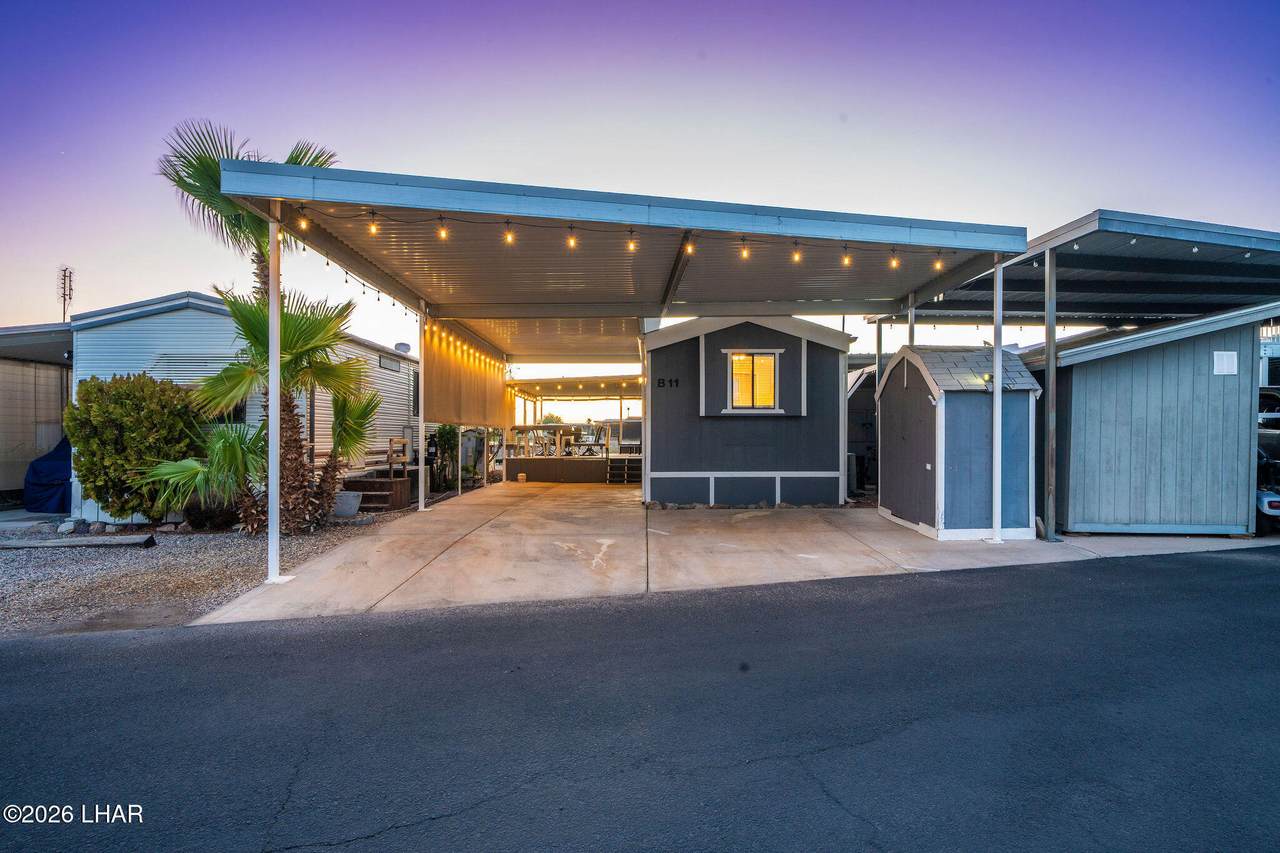 555 Beachcomber Blvd - Photo 1