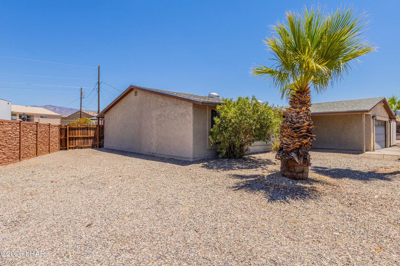 https://bt-photos.global.ssl.fastly.net/lakehavasu/1280_boomver_2_1042343-2.jpg