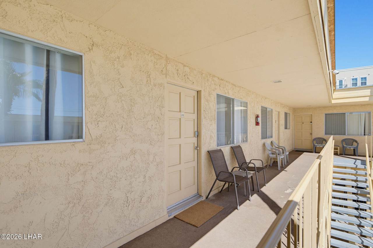https://bt-photos.global.ssl.fastly.net/lakehavasu/1280_boomver_1_1042371-2.jpg