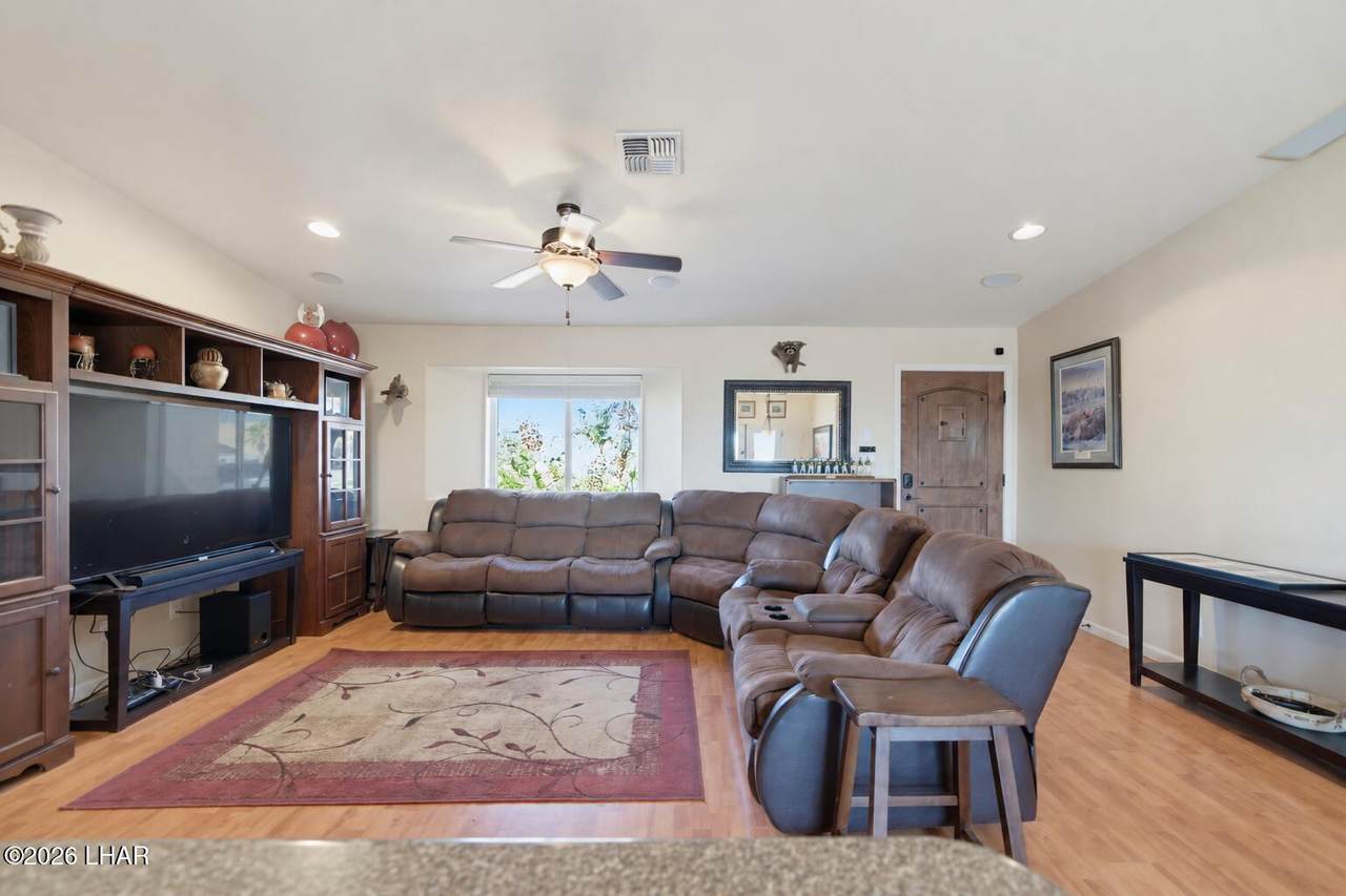 https://bt-photos.global.ssl.fastly.net/lakehavasu/1280_boomver_2_1042382-2.jpg