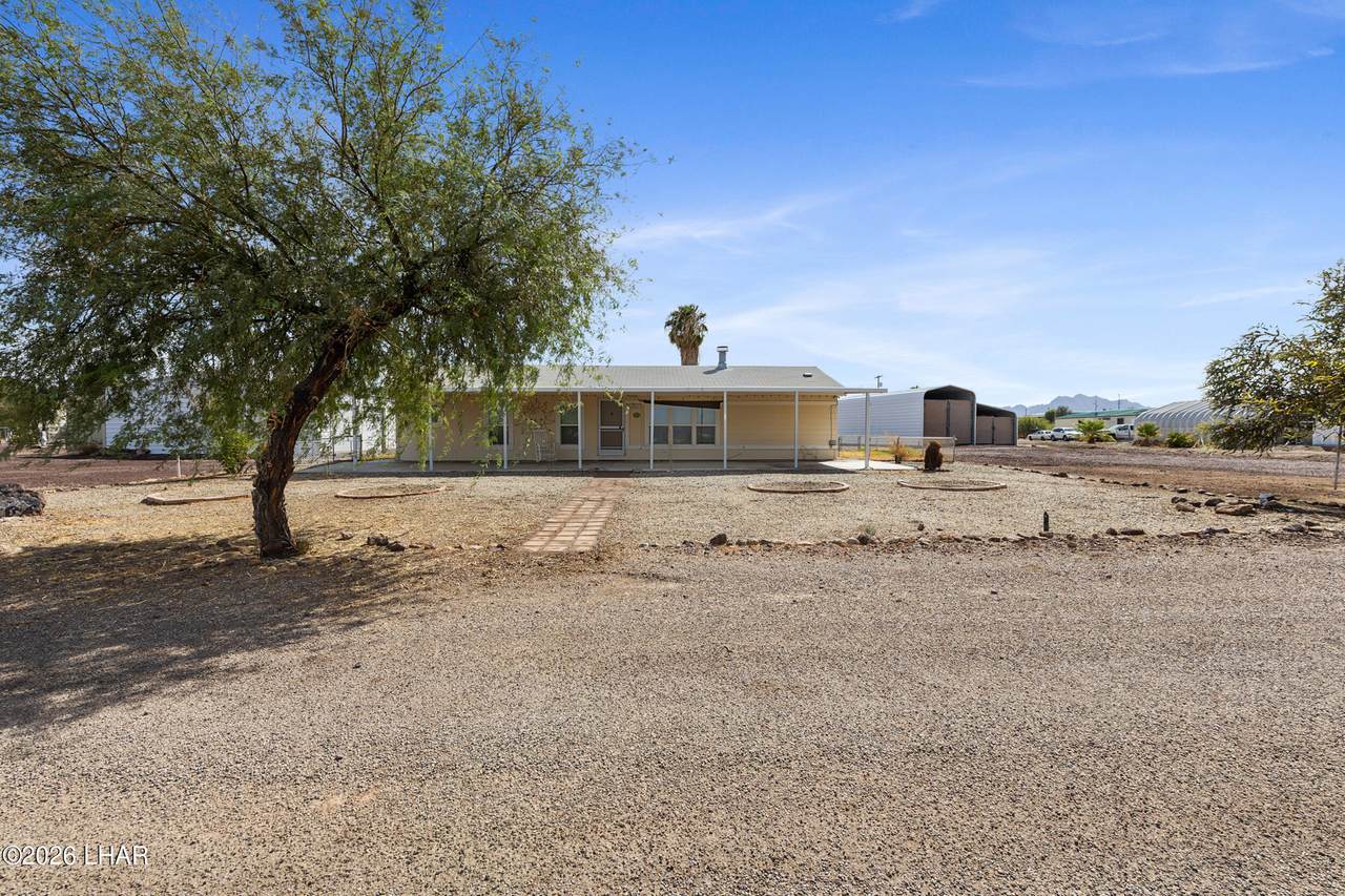 65821 Arizona St - Photo 1