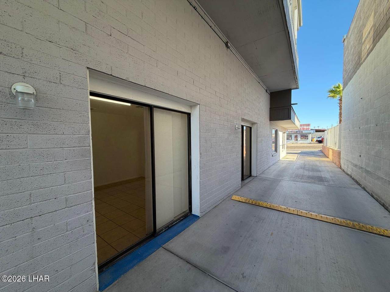 1944 Acoma Blvd - Photo 1