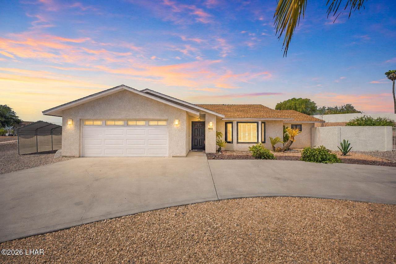 301 Acoma Blvd - Photo 1