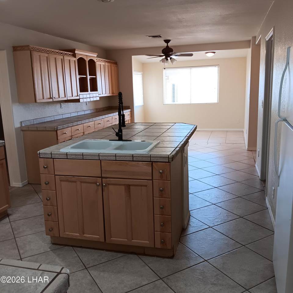 https://bt-photos.global.ssl.fastly.net/lakehavasu/1280_boomver_1_1042460-2.jpg
