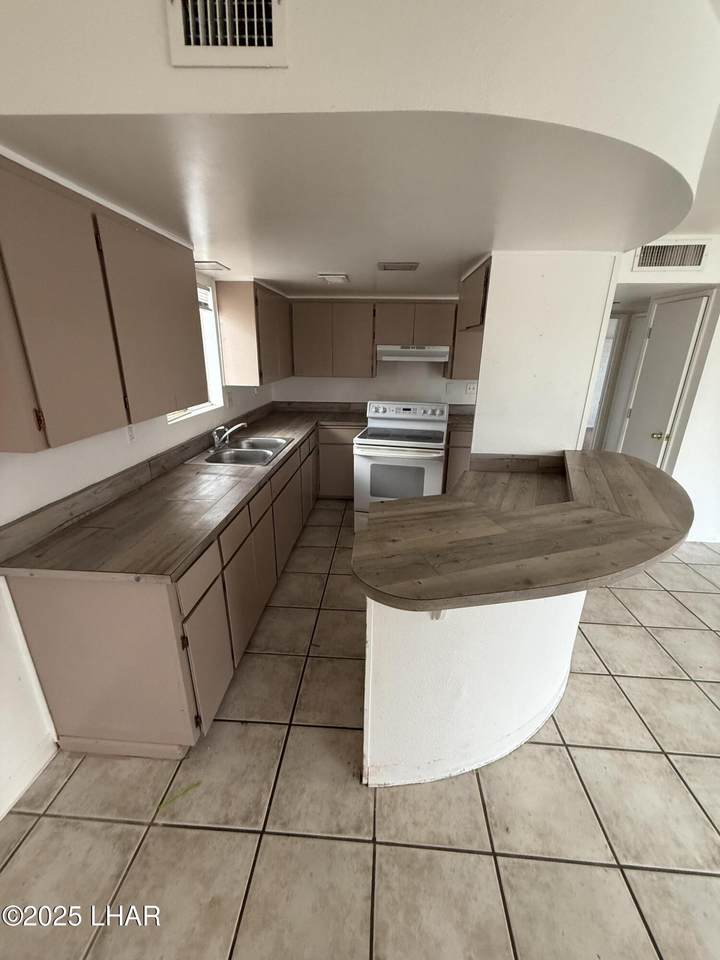 https://bt-photos.global.ssl.fastly.net/lakehavasu/1280_boomver_1_1042478-2.jpg