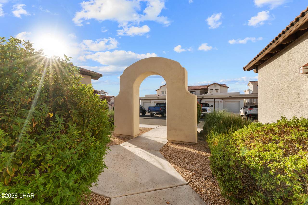 https://bt-photos.global.ssl.fastly.net/lakehavasu/1280_boomver_1_1042491-2.jpg