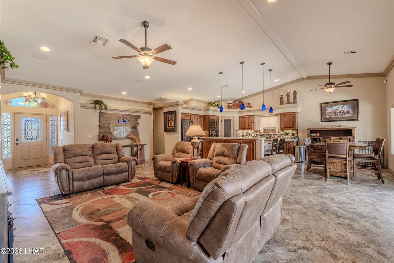 https://bt-photos.global.ssl.fastly.net/lakehavasu/1280_boomver_1_1042510-2.jpg