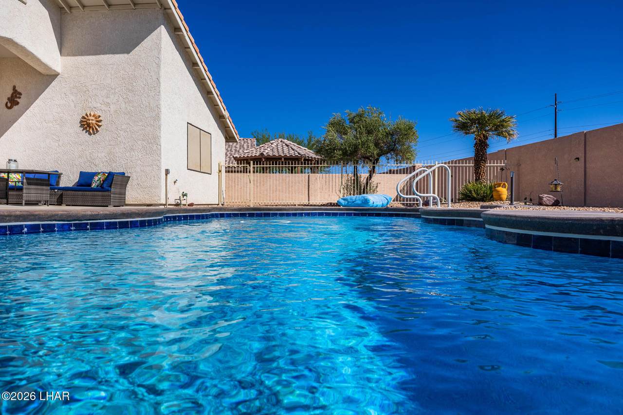 https://bt-photos.global.ssl.fastly.net/lakehavasu/1280_boomver_1_1042564-2.jpg