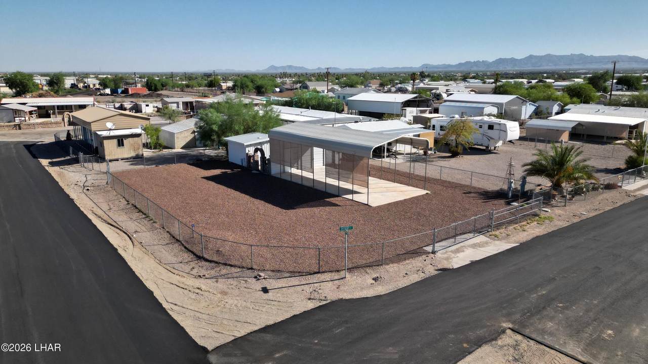 776 Desert Dr - Photo 1
