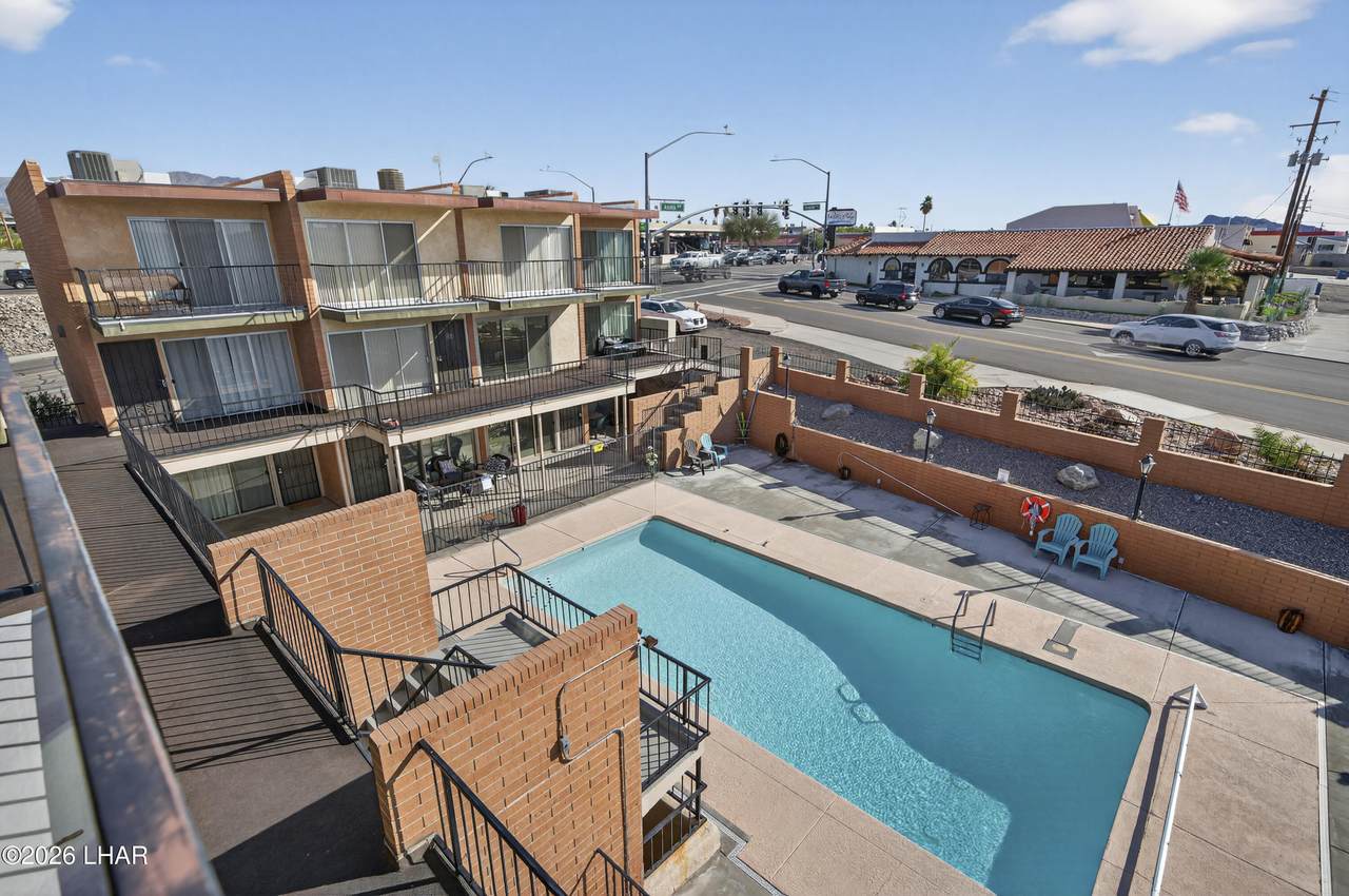 89 Acoma Blvd - Photo 1