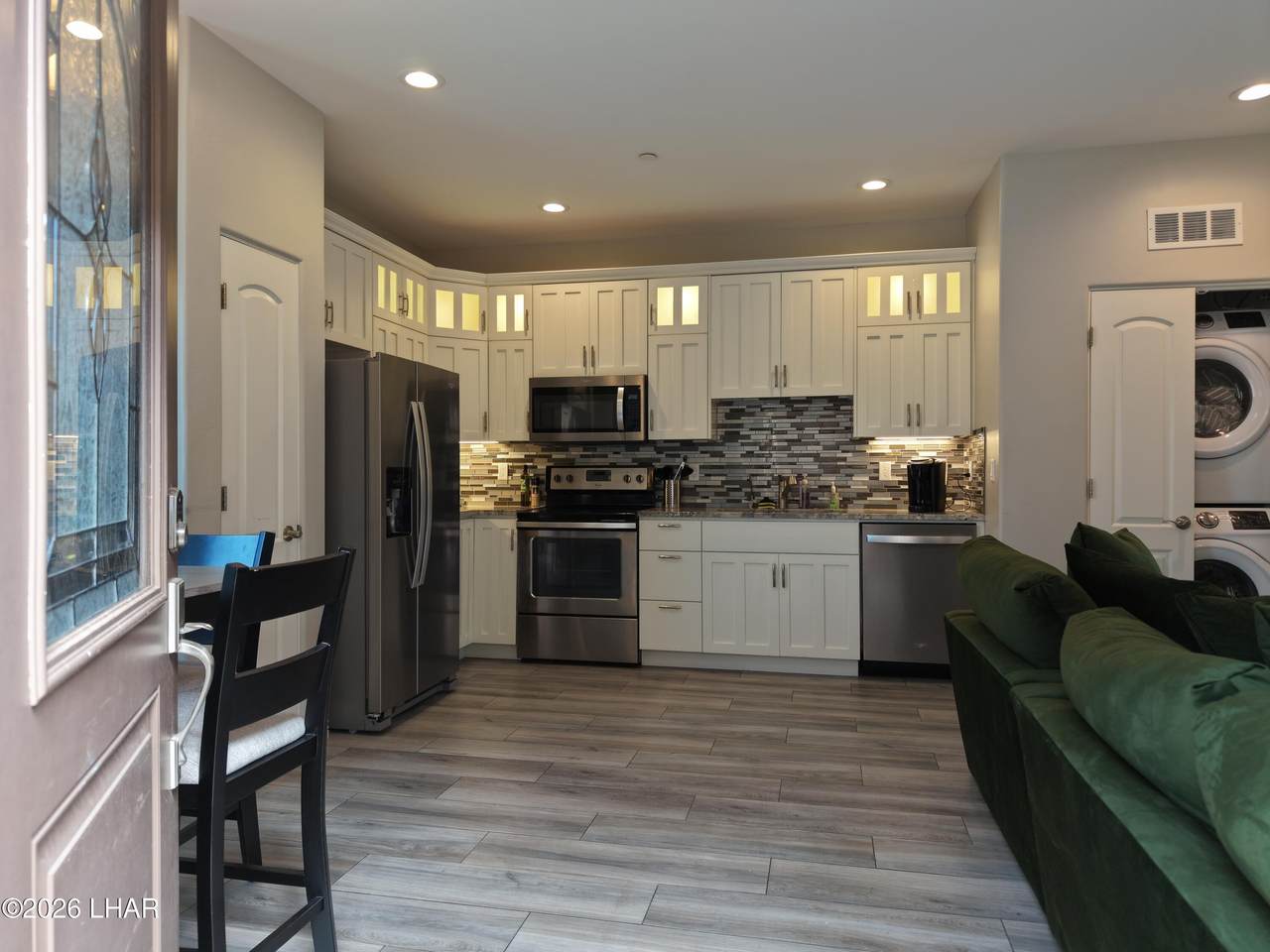 https://bt-photos.global.ssl.fastly.net/lakehavasu/1280_boomver_1_1042694-2.jpg