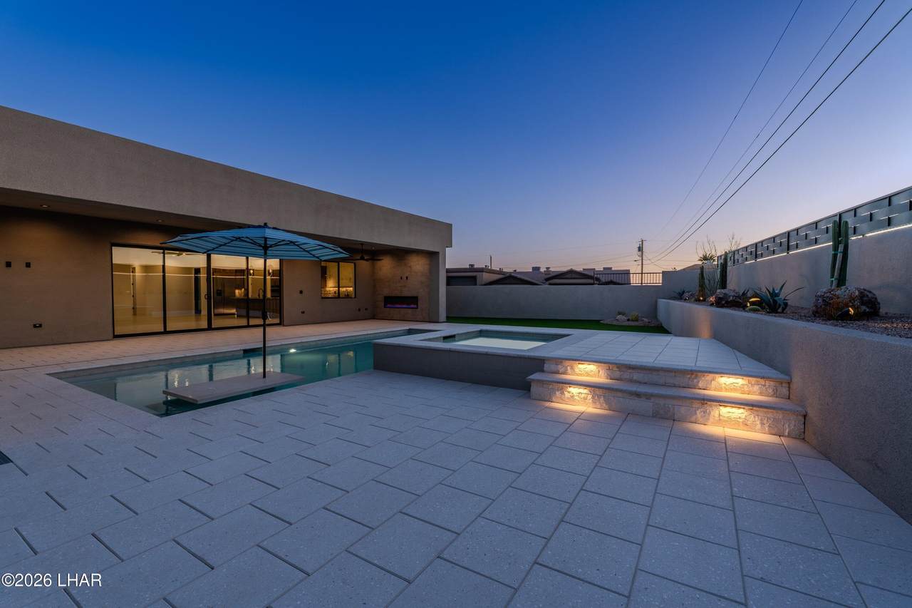 https://bt-photos.global.ssl.fastly.net/lakehavasu/1280_boomver_14_1036643-2.jpg