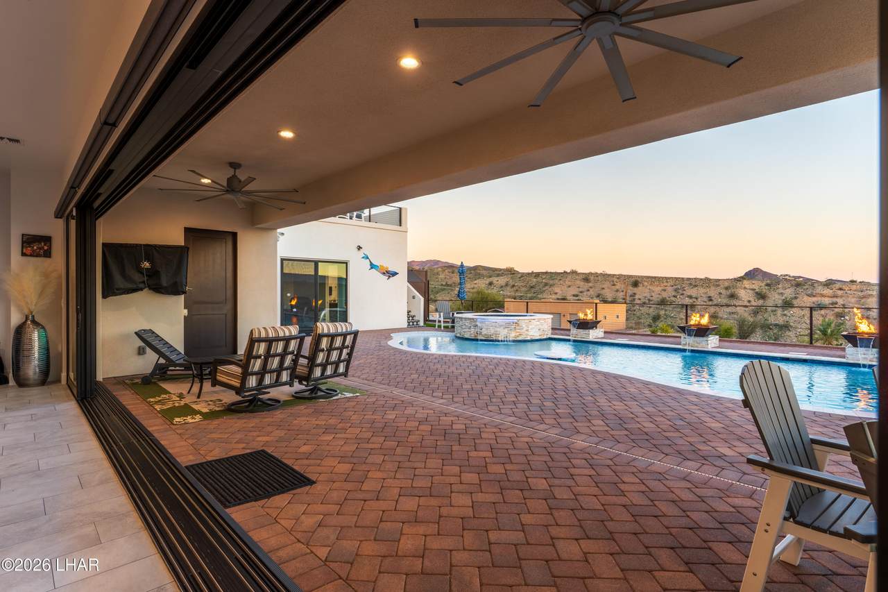 3820 Canyon Cove Dr - Photo 1