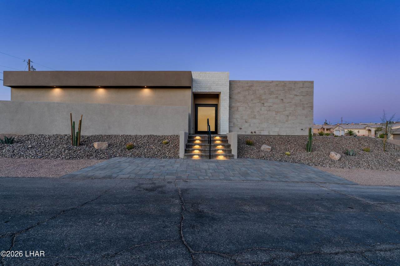 https://bt-photos.global.ssl.fastly.net/lakehavasu/orig_boomver_16_1036643-2.jpg