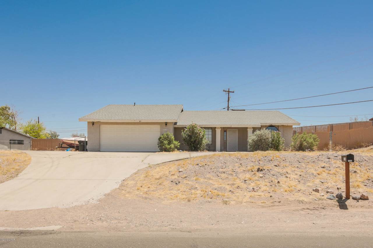 1740 Alta Vista Rd - Photo 1