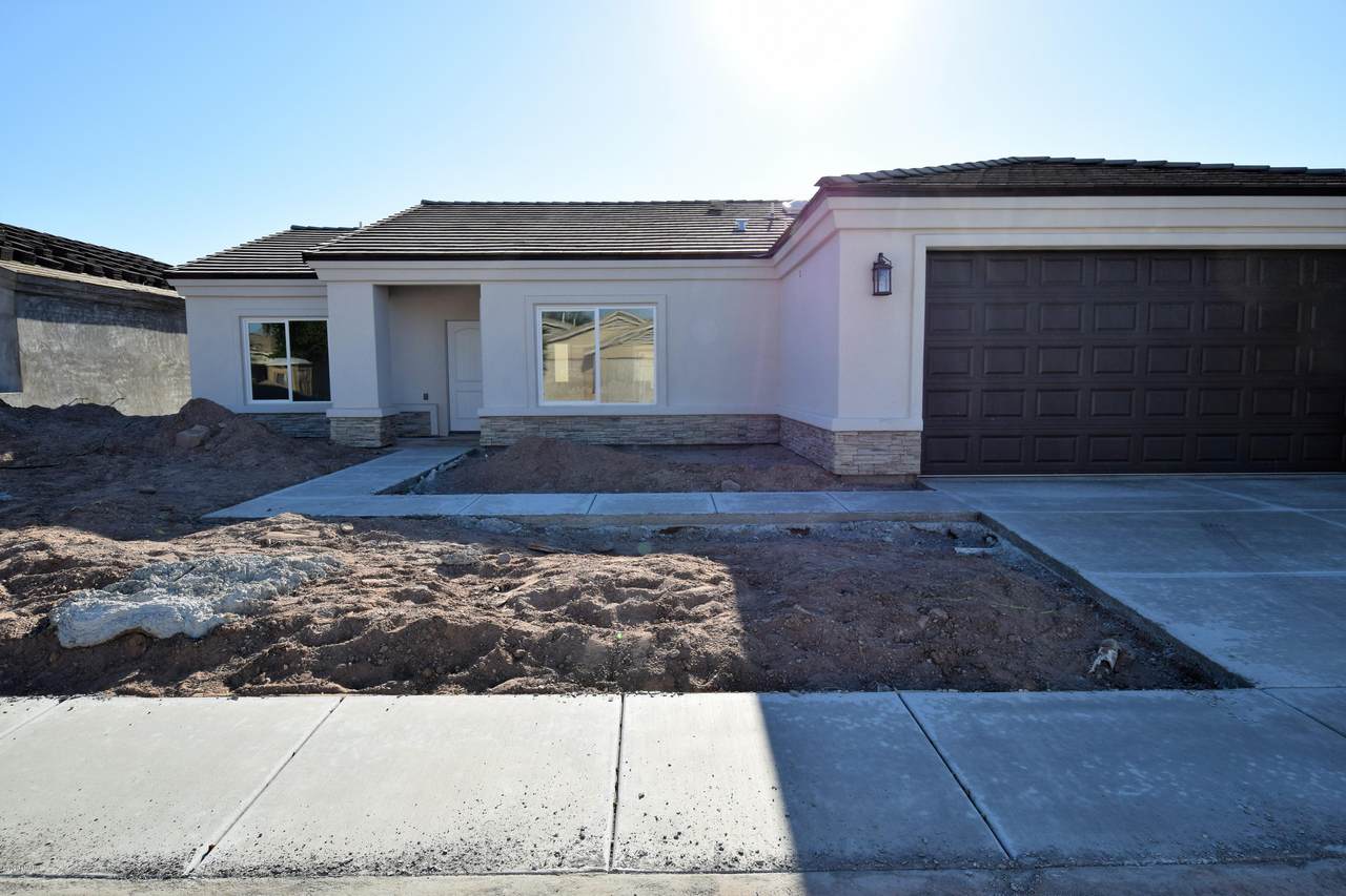 9075 Via Rancho Dr - Photo 1