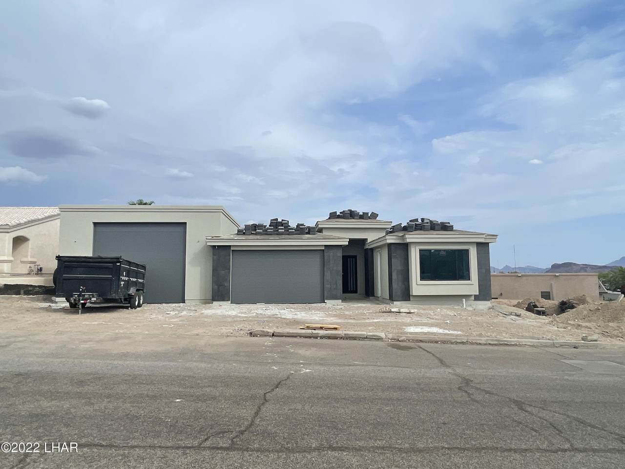 3370 Saddleback Dr - Photo 1