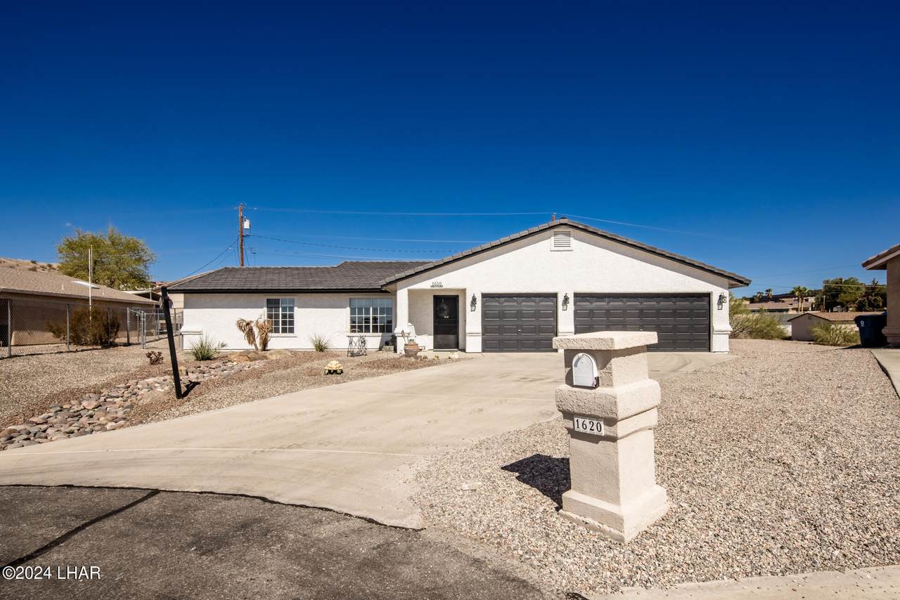 1610 Arizona Ct - Photo 1