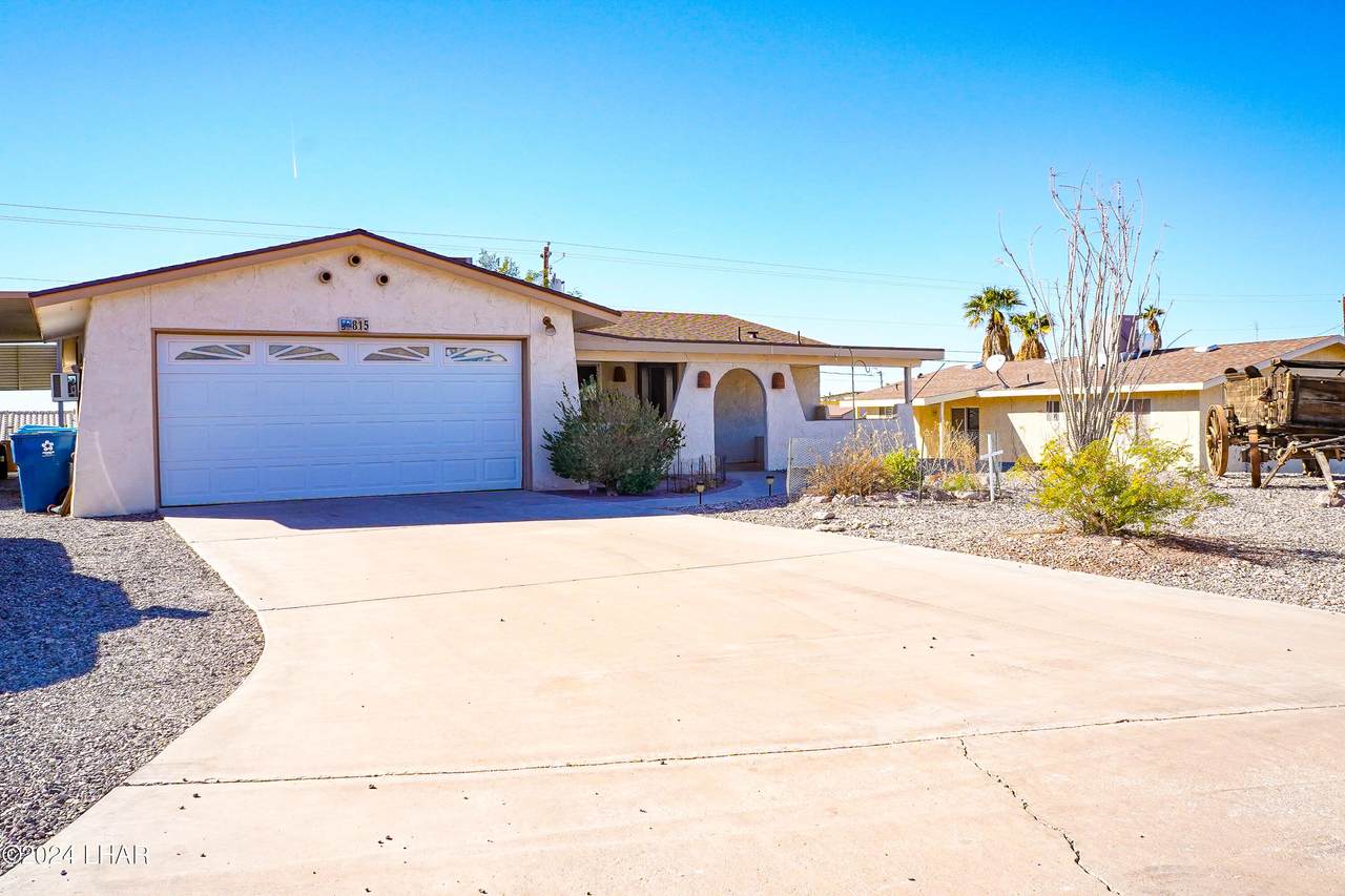 815 Yaqui Ln - Photo 1