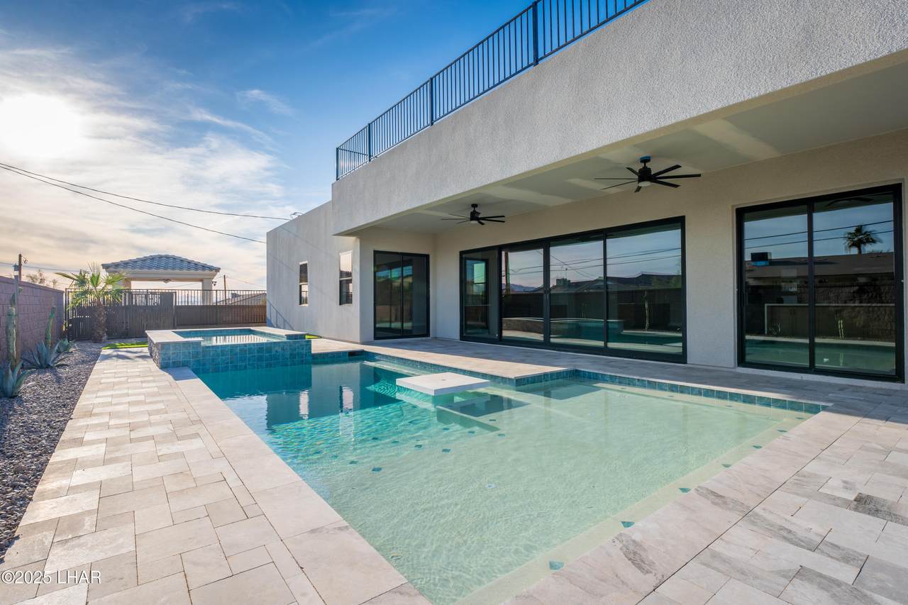 https://bt-photos.global.ssl.fastly.net/lakehavasu/1280_boomver_2_1033686-2.jpg