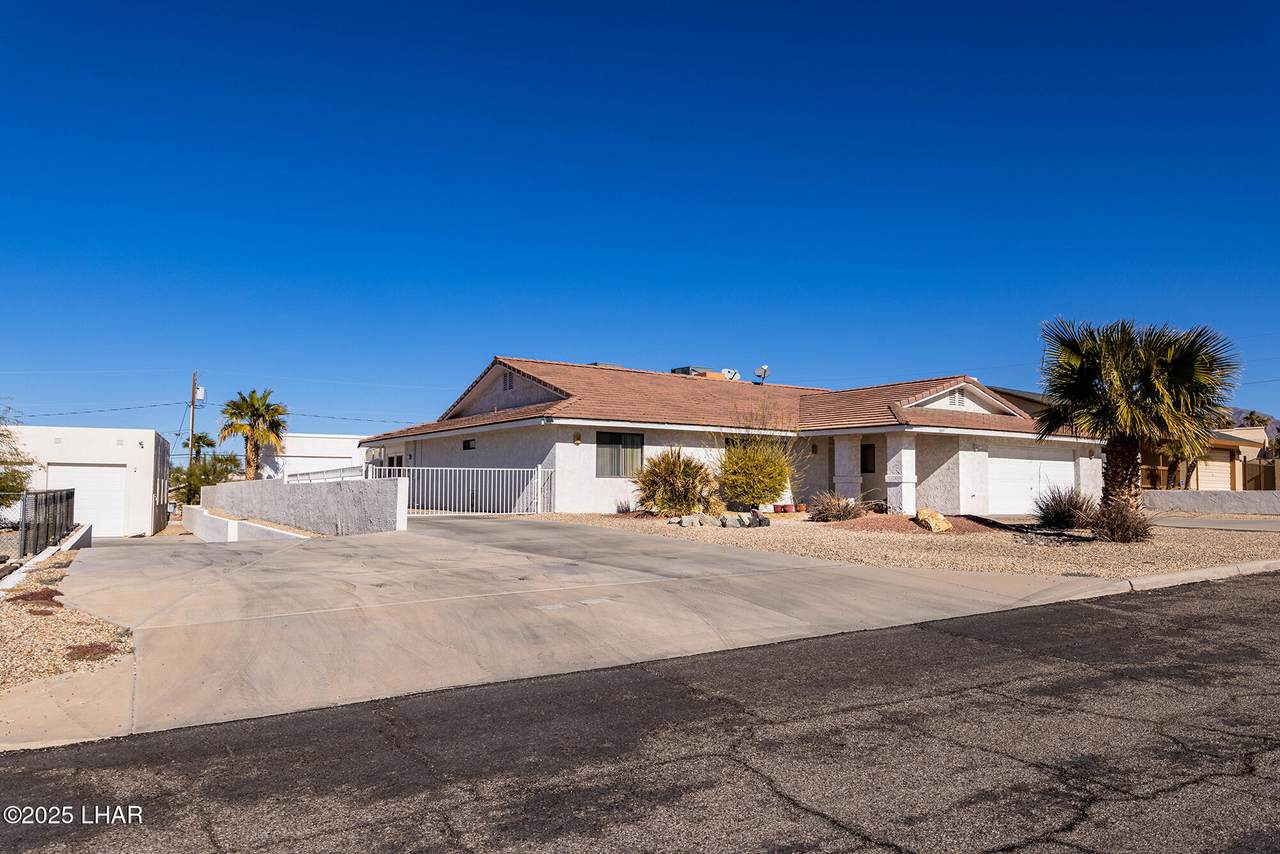 2929 Thistle Dr - Photo 1
