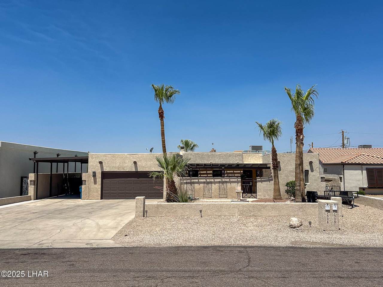 1329 Piper Dr - Photo 1