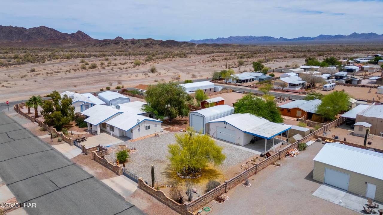 49539 Rainbow Dr - Photo 1